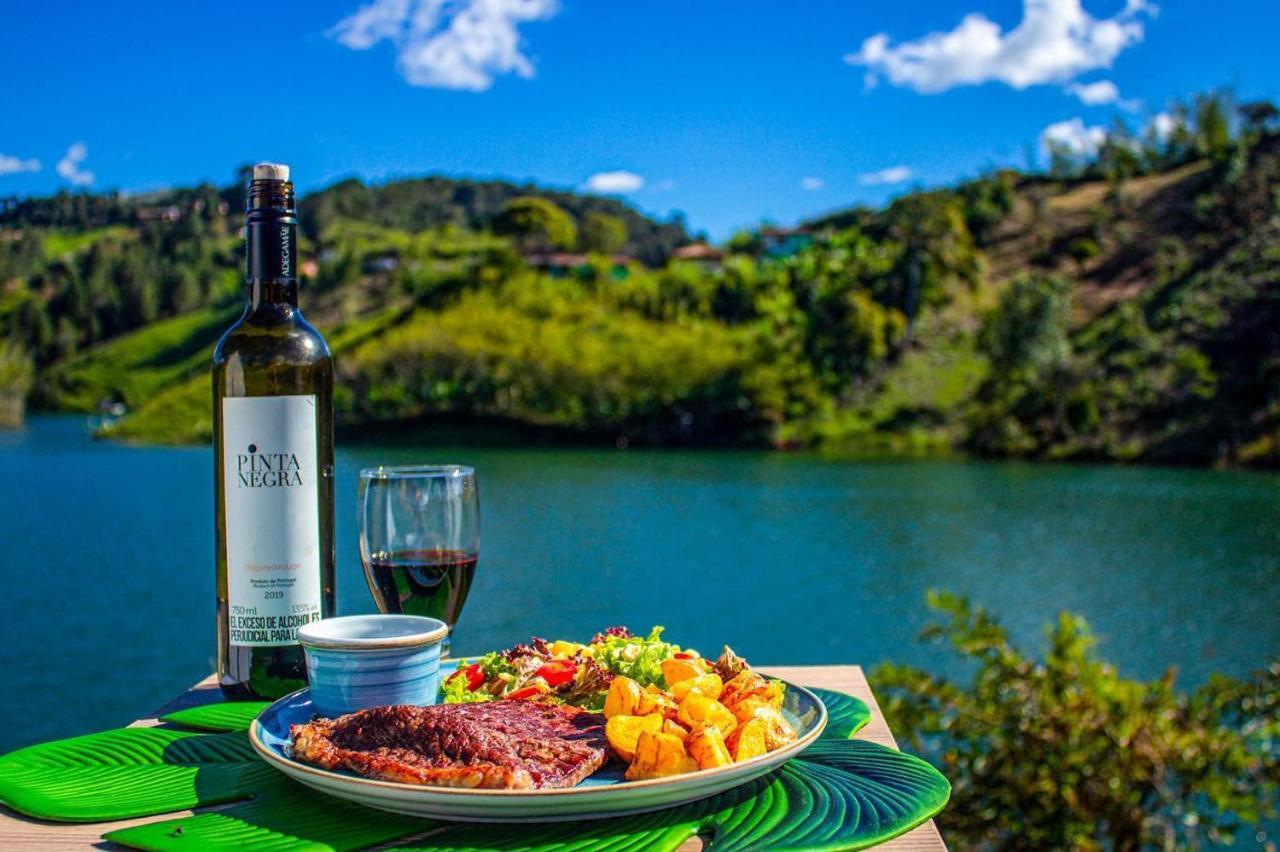 Aw Guatape Glamping Resort Екстер'єр фото