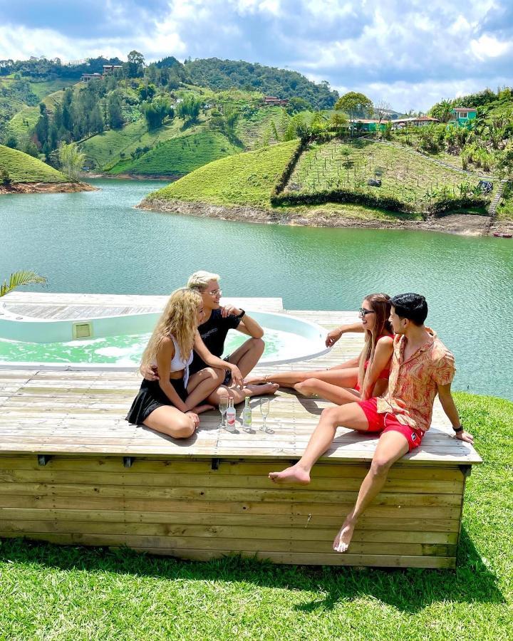 Aw Guatape Glamping Resort Екстер'єр фото