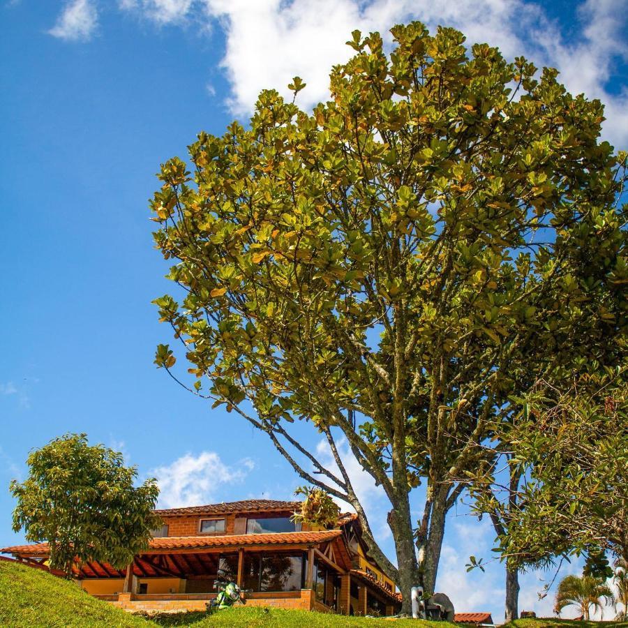 Aw Guatape Glamping Resort Екстер'єр фото