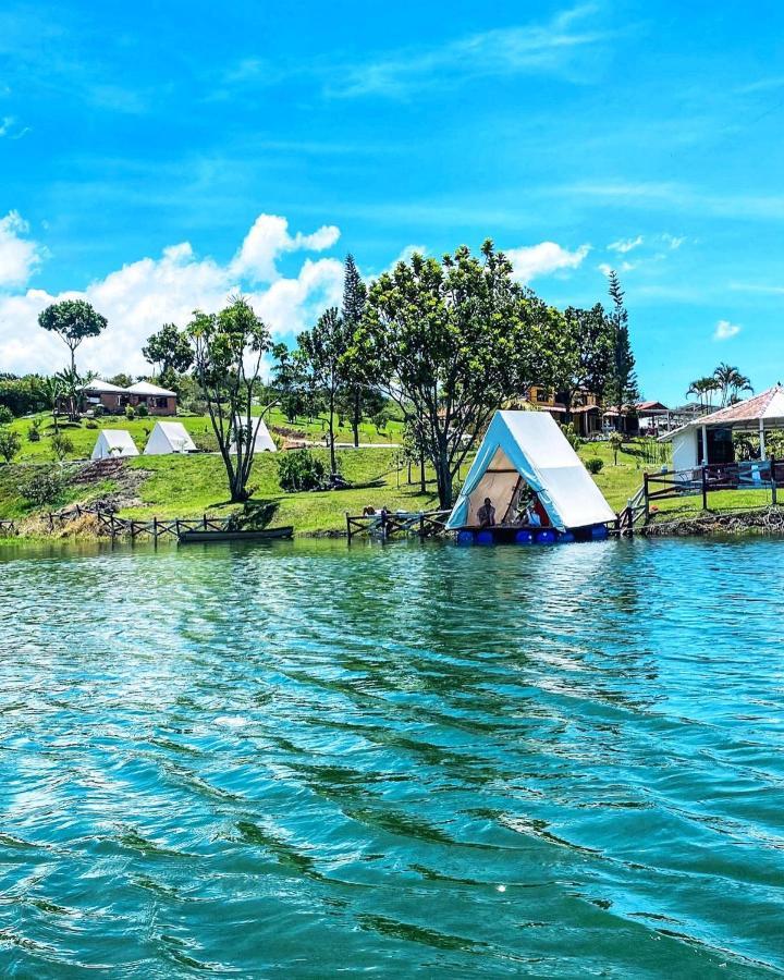 Aw Guatape Glamping Resort Екстер'єр фото