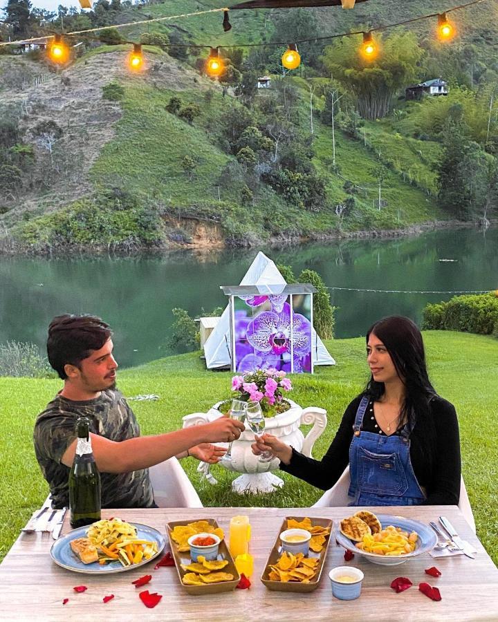 Aw Guatape Glamping Resort Екстер'єр фото